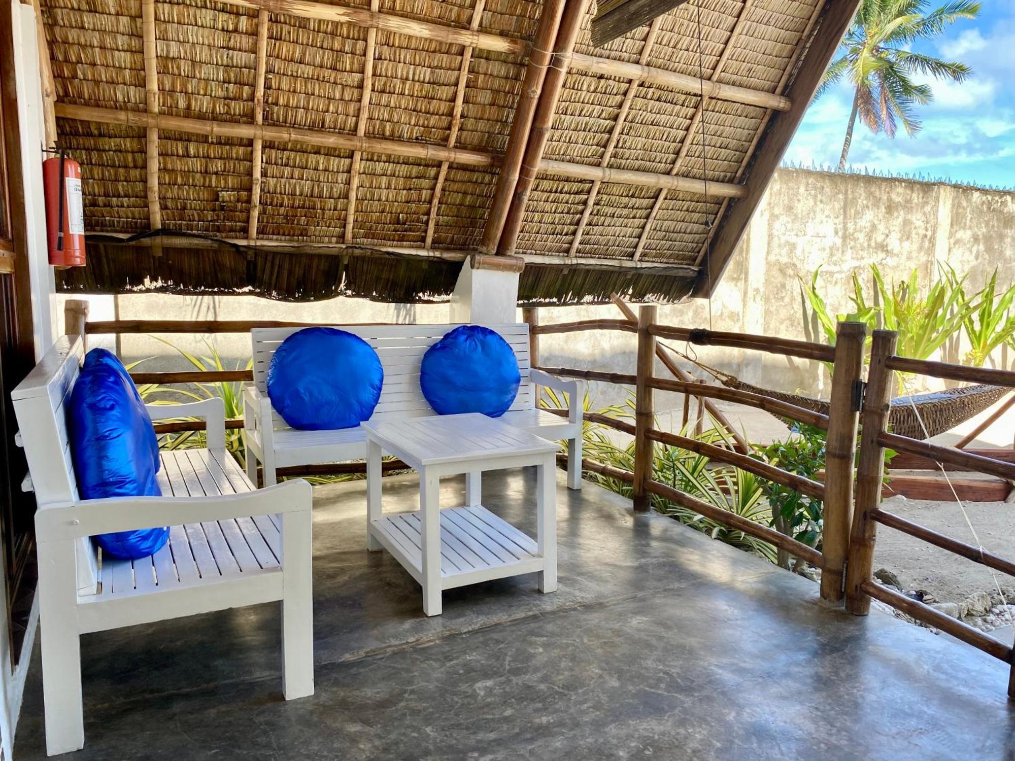 Surya Beach Resort Palawan Aborlan 外观 照片