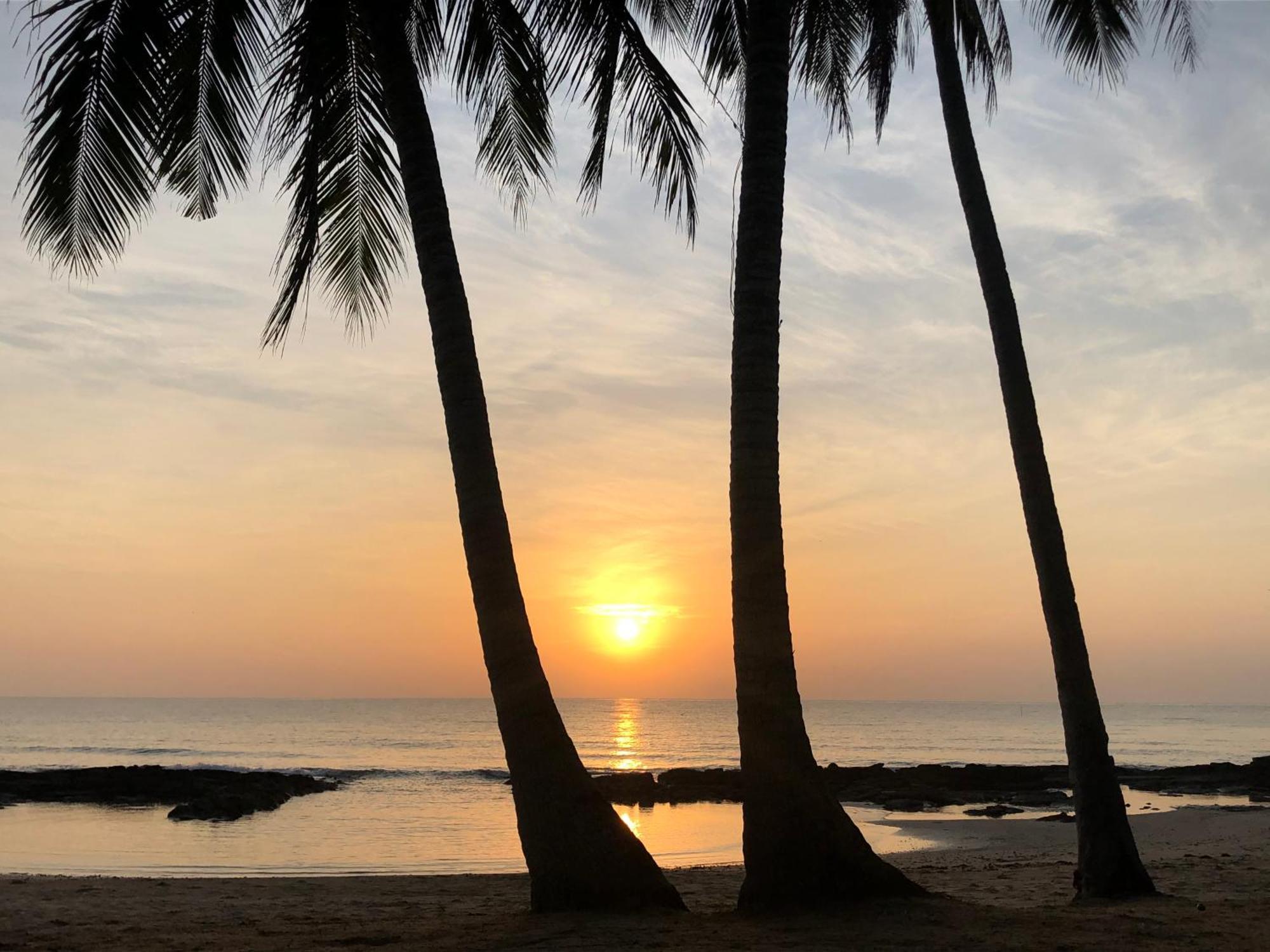 Surya Beach Resort Palawan Aborlan 外观 照片